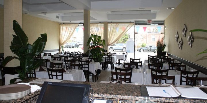 Turquoise Kosher Fish Restaurant - Dining Room