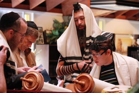 Synagogue Services at Chabad House Omaha, Nebraska